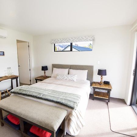 Copper Beech Wanaka - Luxury Accommodation Екстериор снимка