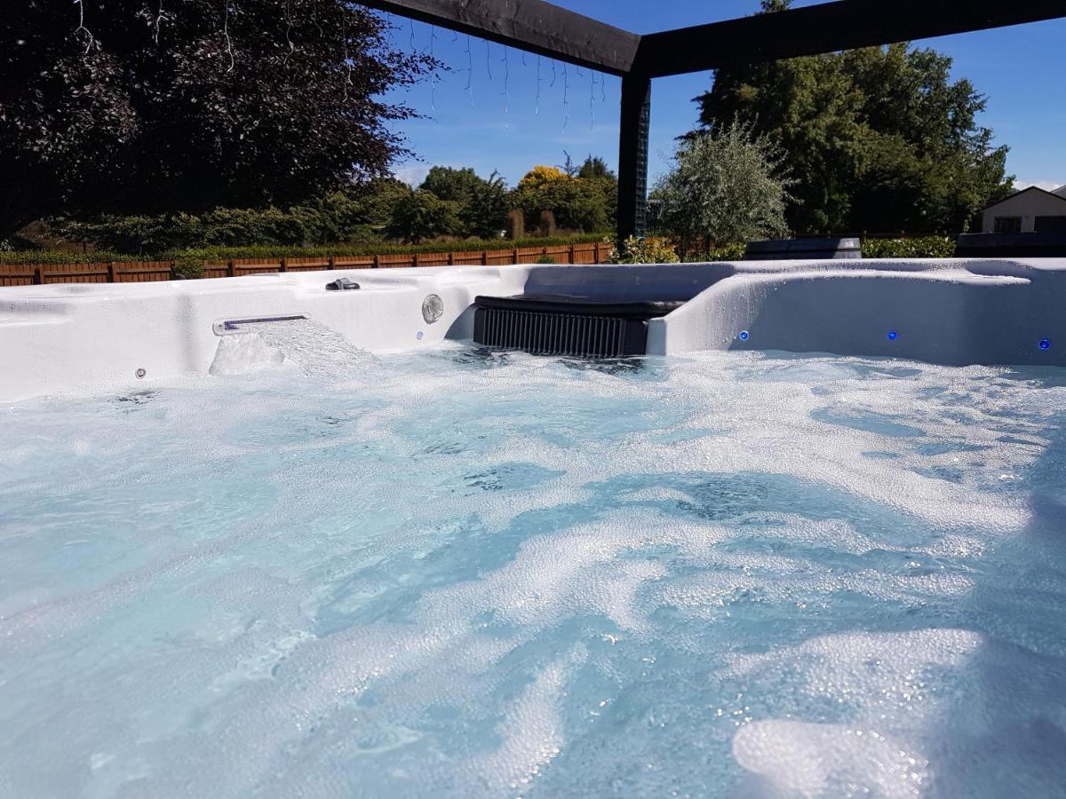 Copper Beech Wanaka - Luxury Accommodation Екстериор снимка