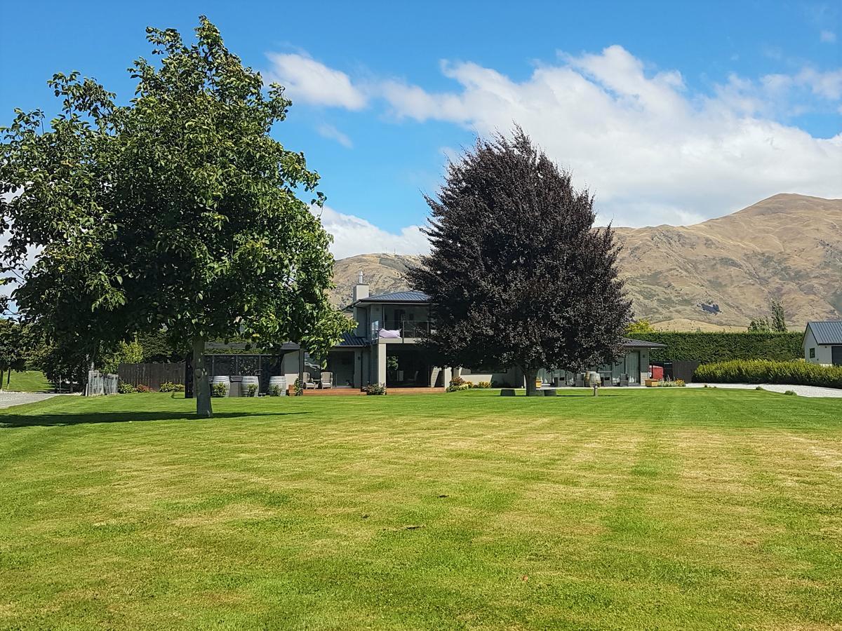 Copper Beech Wanaka - Luxury Accommodation Екстериор снимка