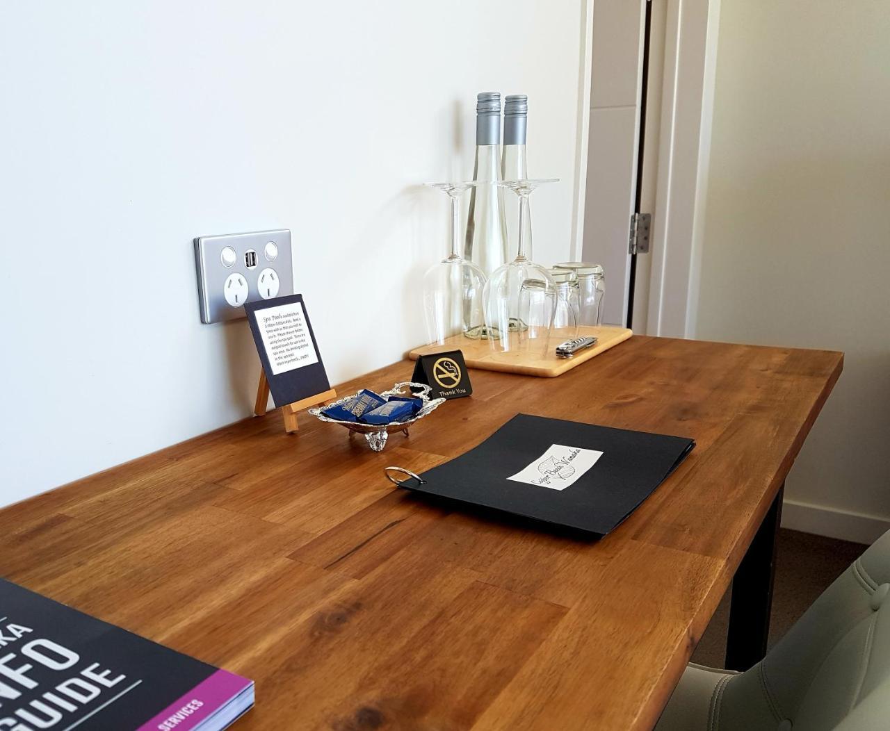 Copper Beech Wanaka - Luxury Accommodation Екстериор снимка